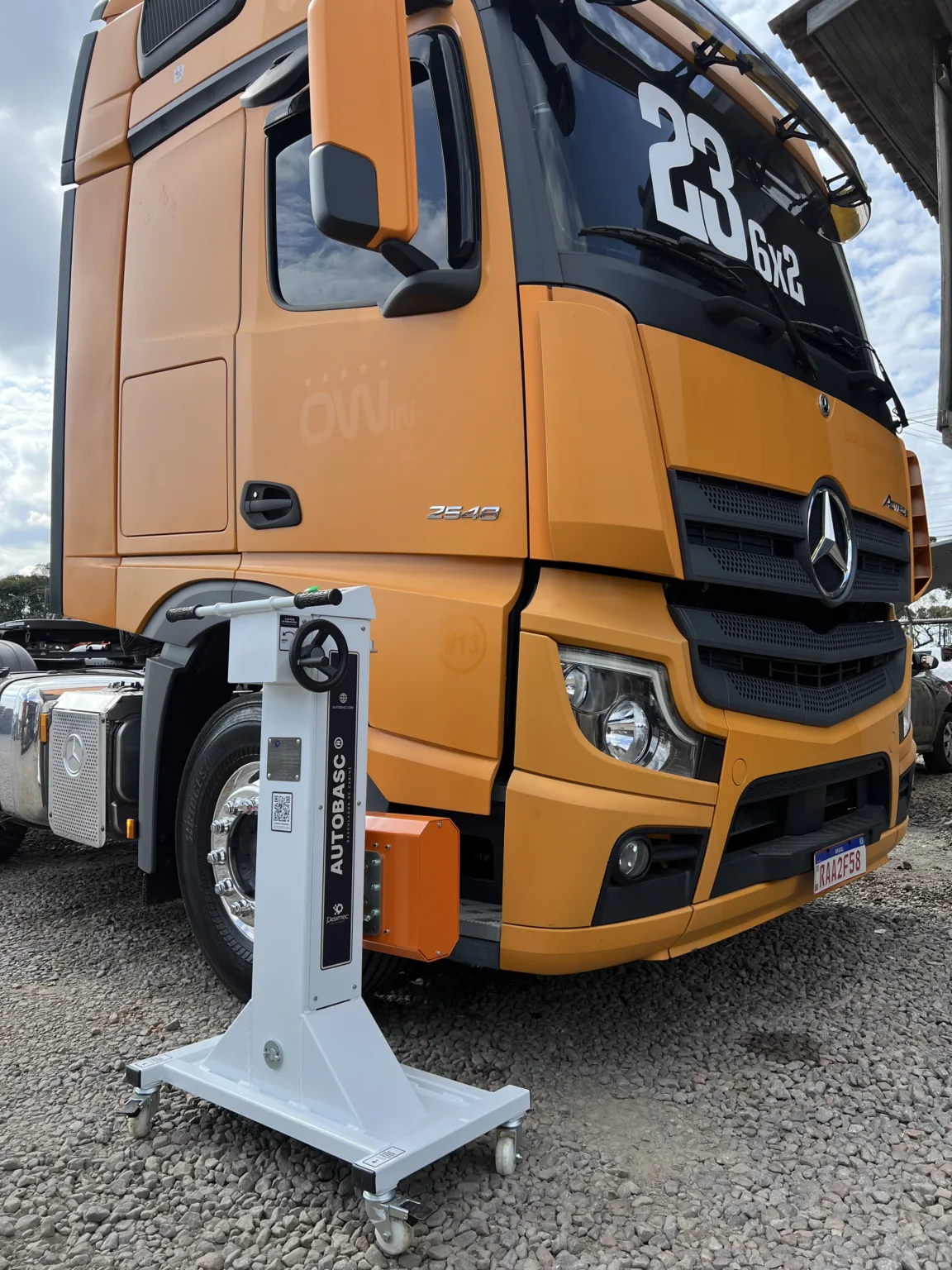 basculador automático de cabines com mercedes